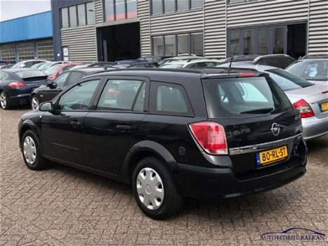 Opel Astra Wagon - 1.6 Essentia - 1