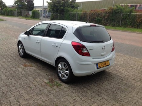 Opel Corsa - 1.2-16V Selection ZEER COMPLETE UITVOERINGAIRCOSTEEKPROEF GEHAD - 1