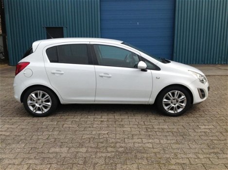 Opel Corsa - 1.2-16V Selection ZEER COMPLETE UITVOERINGAIRCOSTEEKPROEF GEHAD - 1