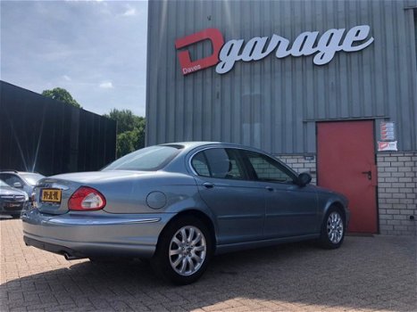 Jaguar X-type - 2.5 V6 - 1