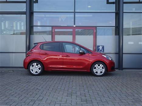 Peugeot 208 - 1.2 82pk Signature | RIJKLAAR | LMV | BT | CARPLAY - 1