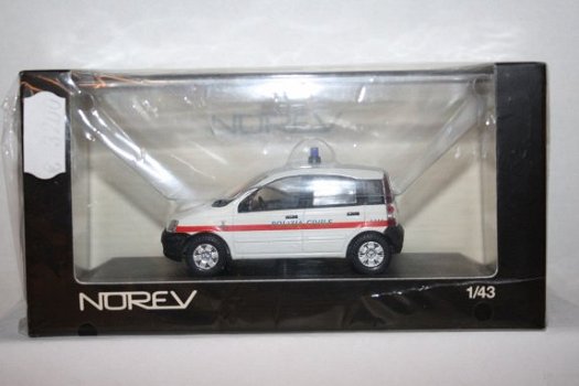1:43 Norev Fiat Panda 2004 italiaanse politie - 2