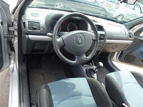 Renault Clio - 1.2-16V Campus - 1