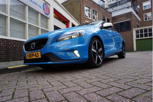 Volvo V40 - 2.0 D4 R-Design Business - 1