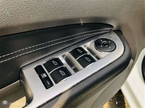 Ford Focus - - 2.0 Titanium Automaat / Navigatie / Bluetooth / Climate - 1