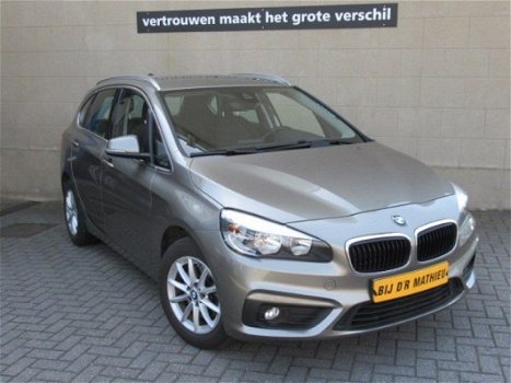 BMW 2-Serie - 218i 136pk Navigatie, l.m. velgen, 12mnd.garantie - 1