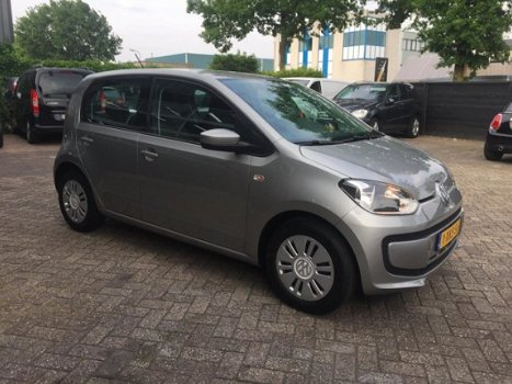Volkswagen Up! - 1.0 move up BlueMotion Navi PDC 5 drs - 1