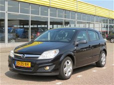 Opel Astra - 1.6 Business