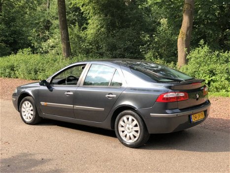 Renault Laguna - 1.8-16V Dynamique 5 Deurs / Clima / CV Met AB / LM Velgen - 1