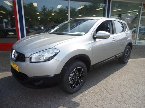 Nissan Qashqai - 2.0 140pk M-CVT Acenta, NAVIGATIE + CAMERA - 1