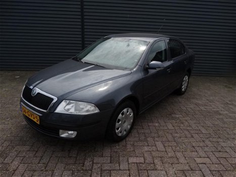 Skoda Octavia - 1.8 TSI Ambiente - 1