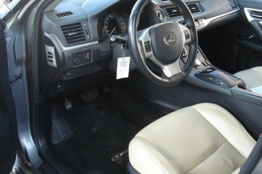 Lexus CT 200h - Business Edition Hybrid | Navi | Trekhaak | Leder | Winterbandenset | Trekhaak afnee - 1