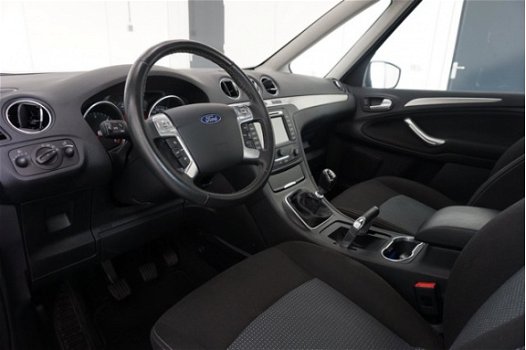 Ford Galaxy - 1.6 TDCi Titanium 7 zitter | NAVIGATIE | PARKEER SENSOREN | CLIMA | - 1