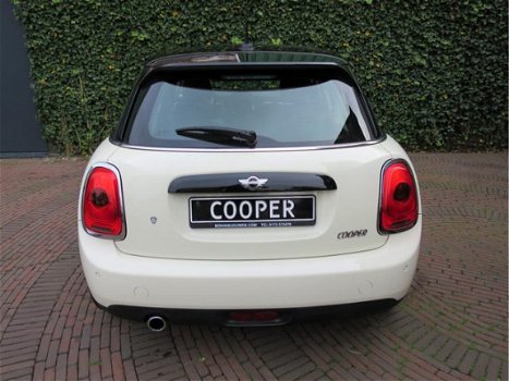 Mini Mini Cooper - 1.5 5-deurs F55 met Navigatie, Bluetooth, Climate control, PDC - 1