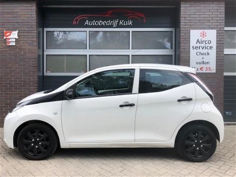 Toyota Aygo - 1.0 VVT-i x-now airco 5 deurs carbon uitvoering - 1