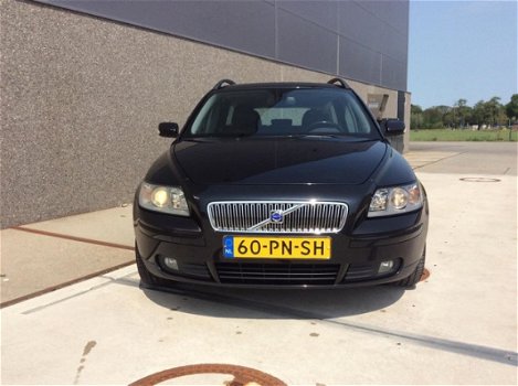 Volvo V50 - 2.4i 170 PK EXCLUSIF LEER NWE APK - 1