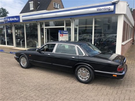 Daimler Double Six - 6.0 V12 LWB | Top staat | originele NL auto | Boekjes aanwezig - 1