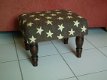 Footstool 37x45cm - bruin/stars - noten 550 - NIEUW !! - 1 - Thumbnail