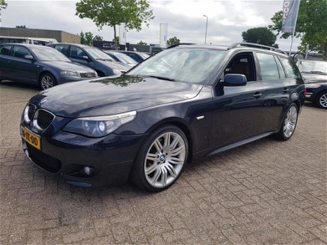 BMW 5-serie Touring - 530d Executive M-PAKKET XENON LEER NAVI - 1