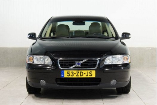 Volvo S60 - Edition-II 2.4 benz. Leder Stoelverwarming 170pk - 1