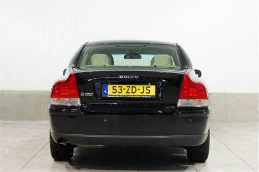 Volvo S60 - Edition-II 2.4 benz. Leder Stoelverwarming 170pk - 1