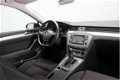 Volkswagen Passat Variant - 1.6 TDI 120pk Bluemotion Navigatie PDC 200x Vw-Audi-Seat-Skoda - 1 - Thumbnail