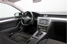 Volkswagen Passat Variant - 1.6 TDI 120pk Bluemotion Navigatie PDC 200x Vw-Audi-Seat-Skoda