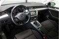 Volkswagen Passat Variant - 1.6 TDI 120pk Bluemotion Navigatie PDC 200x Vw-Audi-Seat-Skoda - 1 - Thumbnail