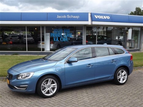 Volvo V60 - 2.4 D6 AWD ELECTRIC PLUG-IN HYBRID SUMMUM / Lederen Bekleding / Stoelverwarming / Naviga - 1