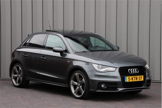 Audi A1 Sportback - 1.4 TFSI S-Tronic RS-zetels Keyles-entry Navi Panoramadak Led-Xenon 1e Eigenaar - 1