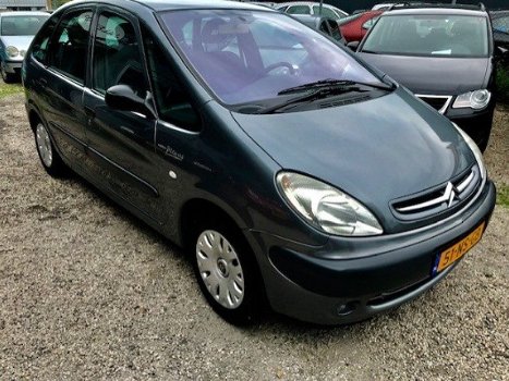 Citroën Xsara Picasso - 1.8i-16V Différence2 - 1