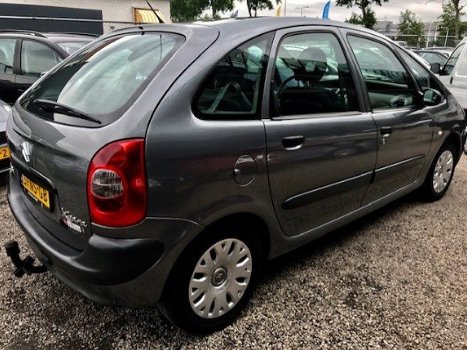 Citroën Xsara Picasso - 1.8i-16V Différence2 - 1