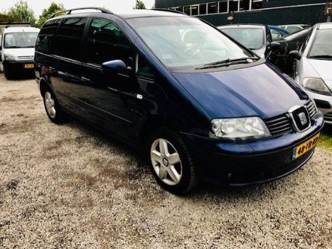 Seat Alhambra - 2.0 Reference - 1