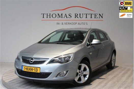 Opel Astra - 1.4 Cosmo 2010/ Clima/ Cruise/ Stuur bed./ PDC/ LM/ Elek ramen + Spiegels/ Stoel verw./ - 1