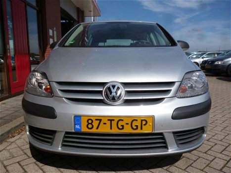 Volkswagen Golf Plus - 1.6 FSI Trendline - 1