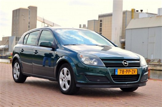 Opel Astra - 1.7 CDTi Enjoy Nieuw APK | Trekhaak - 1