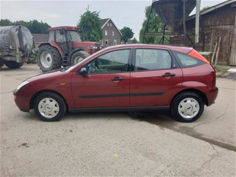 Ford Focus - 1.6-16V Ghia 75.000 km n.a.p origineel - 1