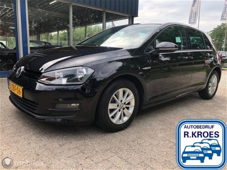 Volkswagen Golf - 1.6 TDI Bluemotion / Navi / Clima / Cruise - 1