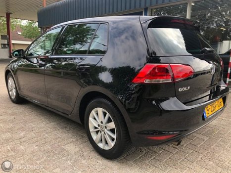 Volkswagen Golf - 1.6 TDI Bluemotion / Navi / Clima / Cruise - 1