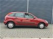 Ford Focus - 1.4-16V NAP NW APK ZUINIG RIJDEN - 1 - Thumbnail