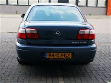 Opel Omega - 2.2i-16V Comfort (Geen rokers auto)