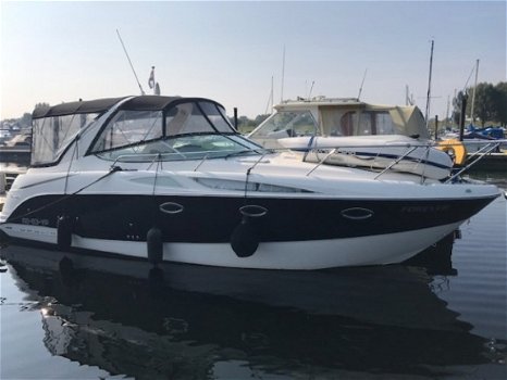 Bayliner 320 Cruiser - 2