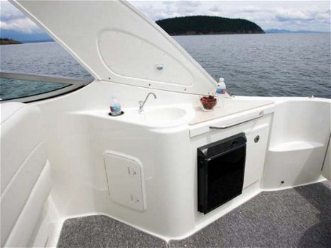 Bayliner 320 Cruiser - 6