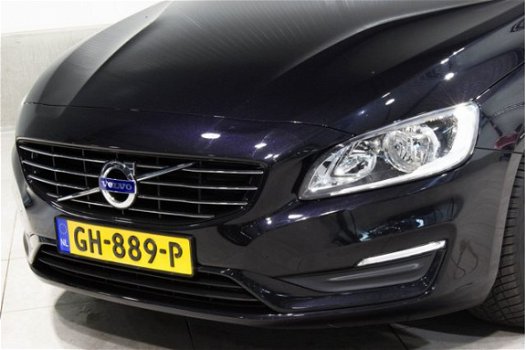 Volvo V60 - D6 Aut. PIH AWD PRIJS EXCL. BTW Navigatie Stoelverwarming 285pk 15% Bijtelling prijs is - 1