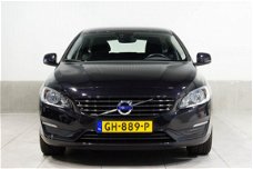 Volvo V60 - D6 Aut. PIH AWD PRIJS EXCL. BTW Navigatie Stoelverwarming 285pk 15% Bijtelling prijs is