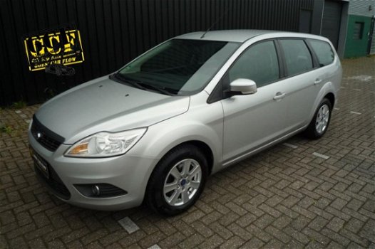 Ford Focus Wagon - 1.6 Automaat, Trekhaak, Parkeerhulp - 1