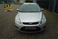 Ford Focus Wagon - 1.6 Automaat, Trekhaak, Parkeerhulp - 1 - Thumbnail