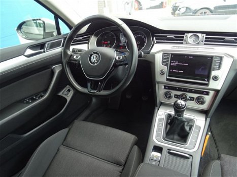 Volkswagen Passat Variant - 1.6 TDI Comfortline BlueMotion led verlichting - 1