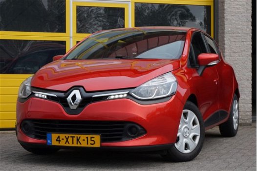 Renault Clio - 0.9 TCe 90pk 5drs Expression BJ2014 Navi | Airco | Cruise | Bluetooth | LED - 1