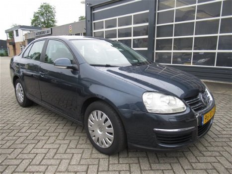 Volkswagen Jetta - 1.6 Trendline Climatic / 1ste Eigenaar - 1